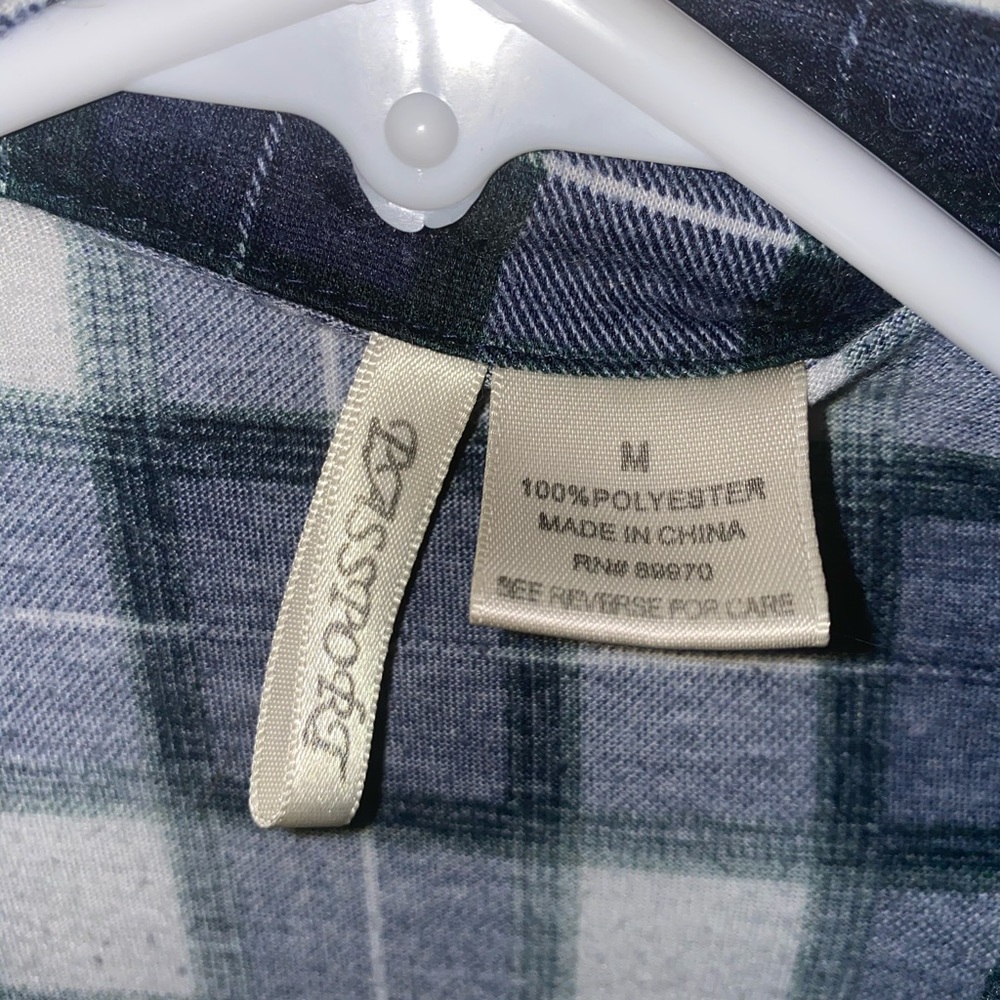 Flannel - Picture 4 of 4